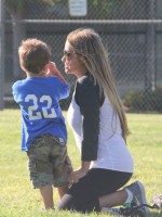 1-MommyWes-001