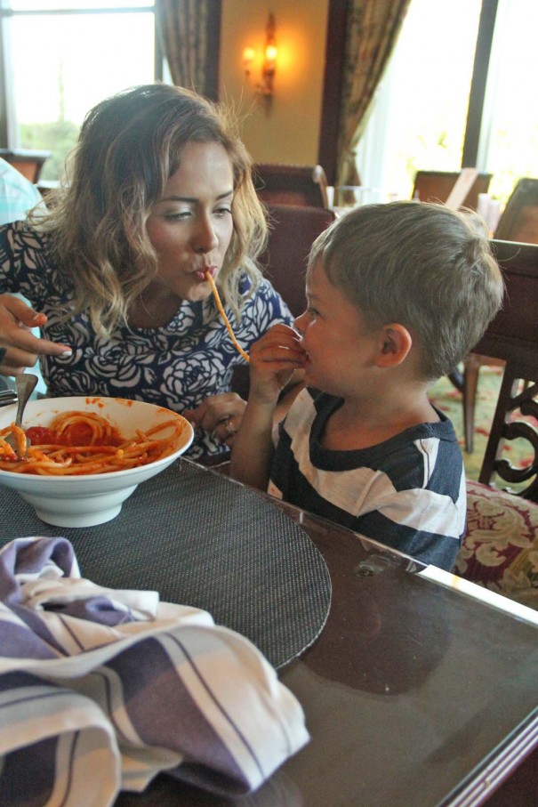 spaghetti mommy and wes