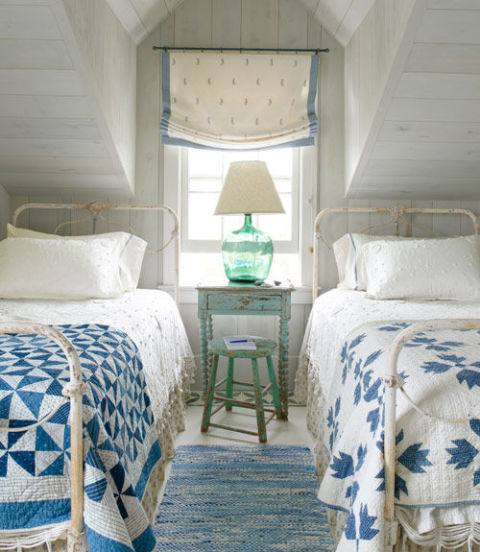 gallery_54eae1d0cb4d3_-_blue-and-white-cottage-bedroom-0712-xln