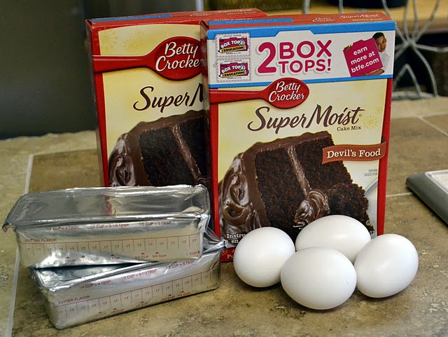 Cake Mix Whoopie Pie ingredients