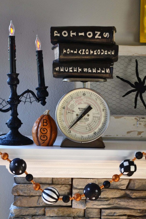 halloween decor fireplace