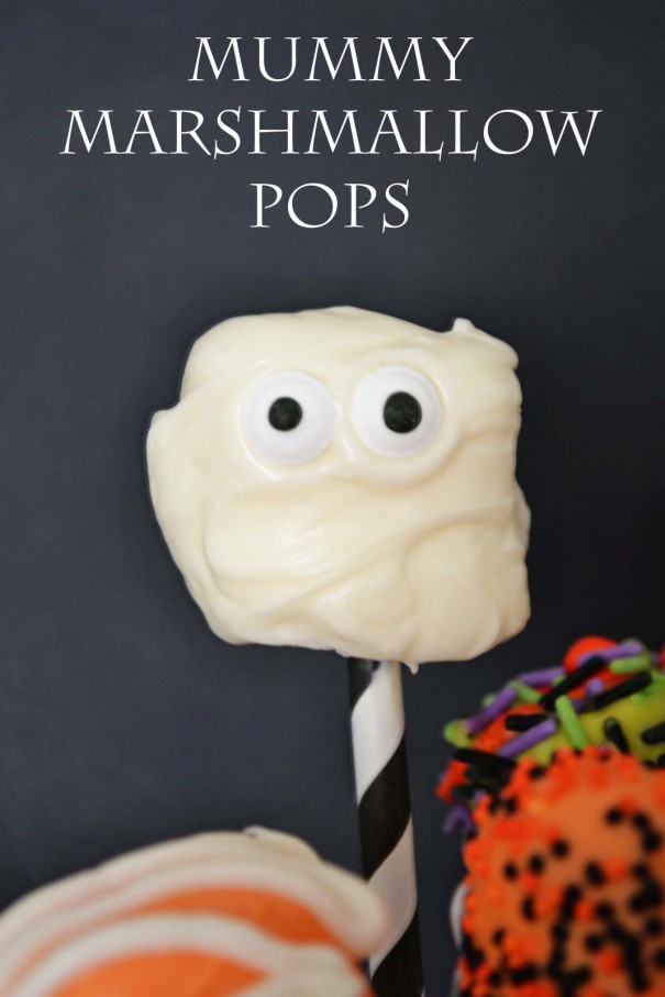 mummy marshmallow pops