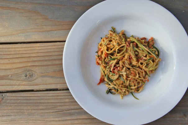 zucchini spaghetti and goat cheese