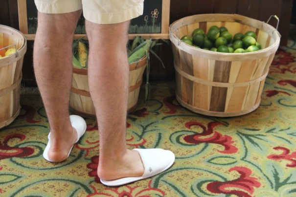 random guy in fs slippers at brunch