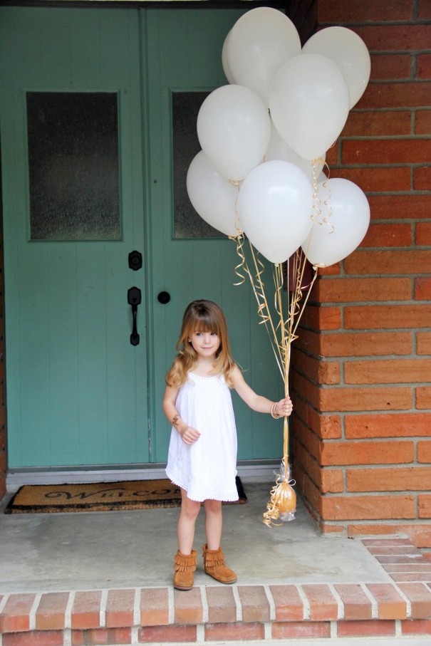 lily white balloons