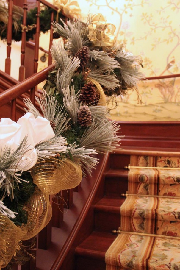 four seasons holiday decor