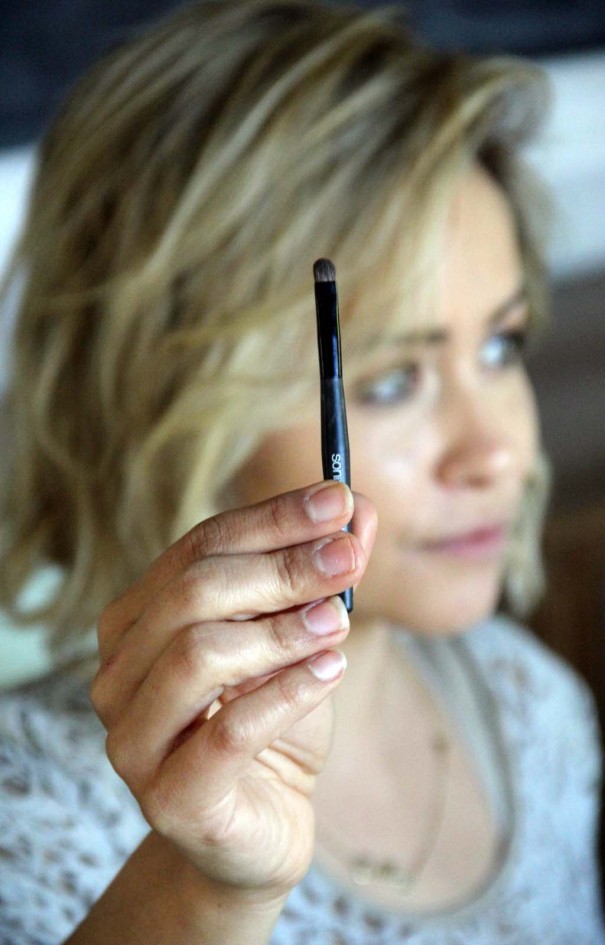 eye liner smudge brush