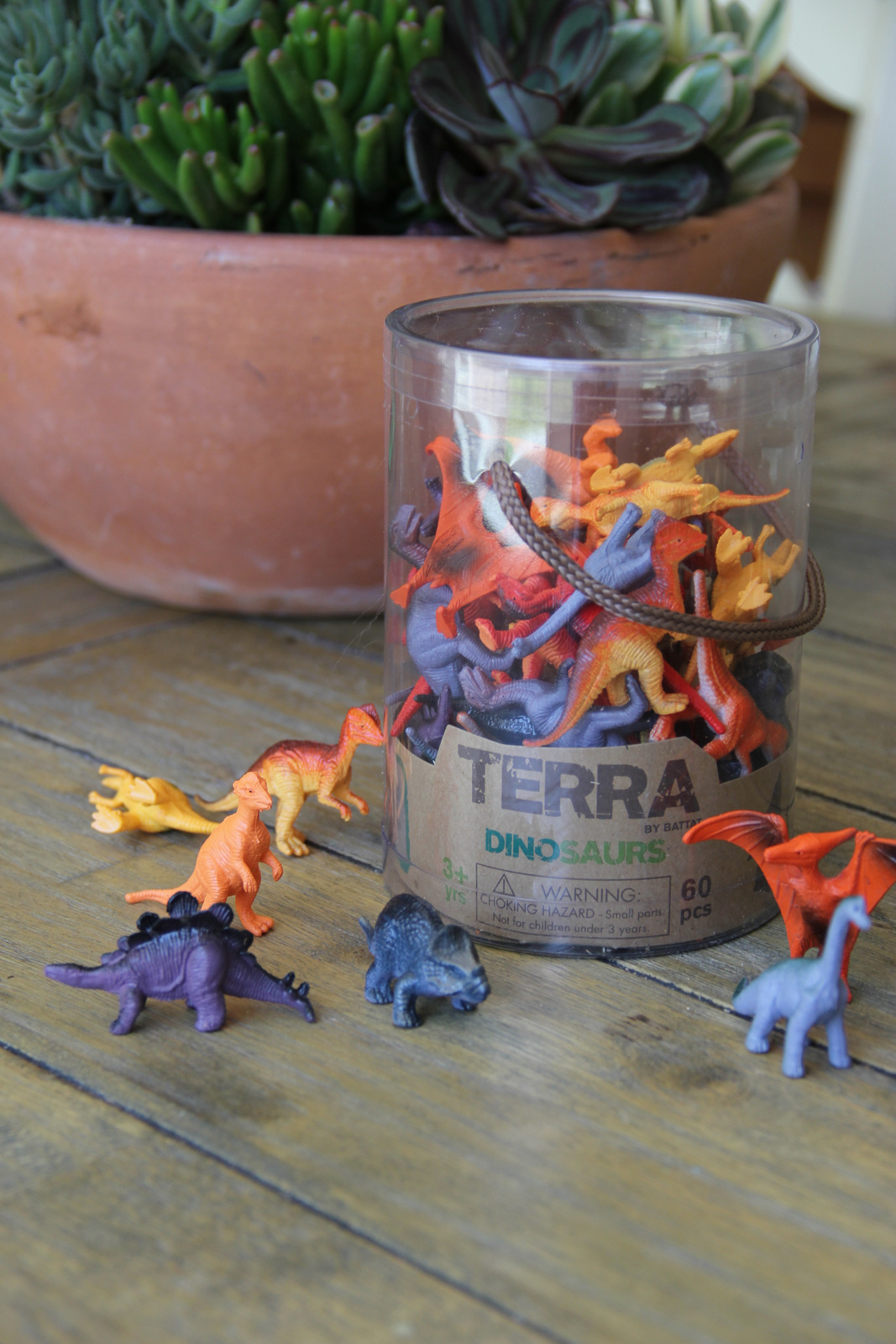 DIY Beaded Toy Necklaces for Kids craft Little Miss Momma