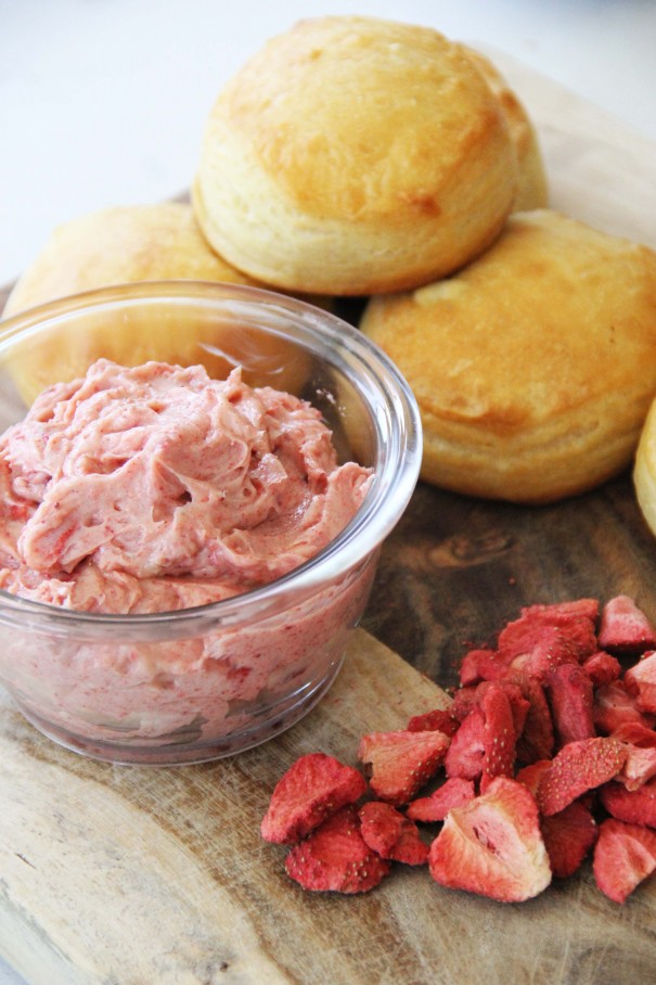 strawberry honey butter on bread recipe